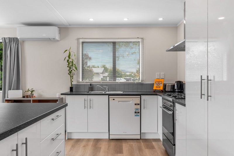 Anyone for a Baillies - BEO $499,00064517125390977112