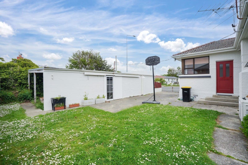 Invest or nest64439629220226112