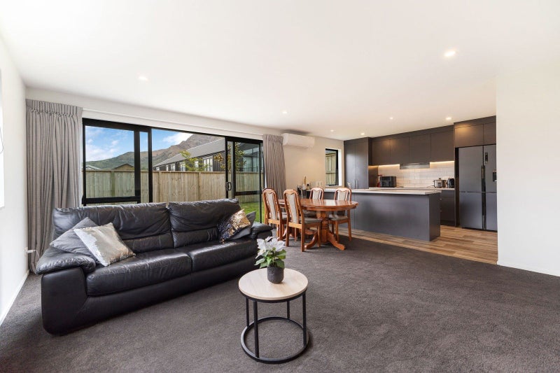 Affordable investment with strong returns64439656693761111