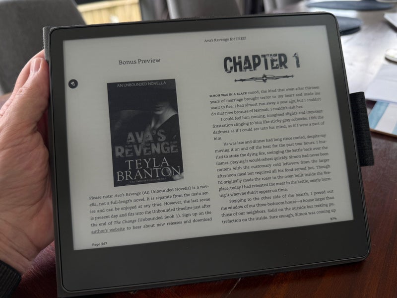 Kindle Scribe 64GB (1st Generation) with case Carousel 2