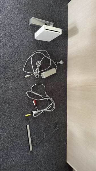 Wii console, games and accessories Carousel 2