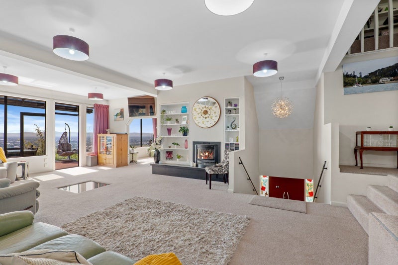 Grand family entertainer with panoramic views64439848888065112