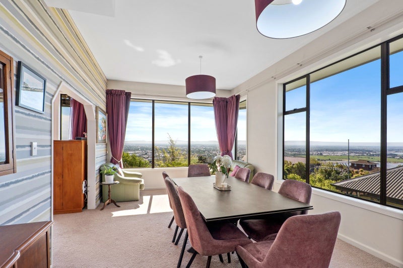 Grand family entertainer with panoramic views64439848888065113