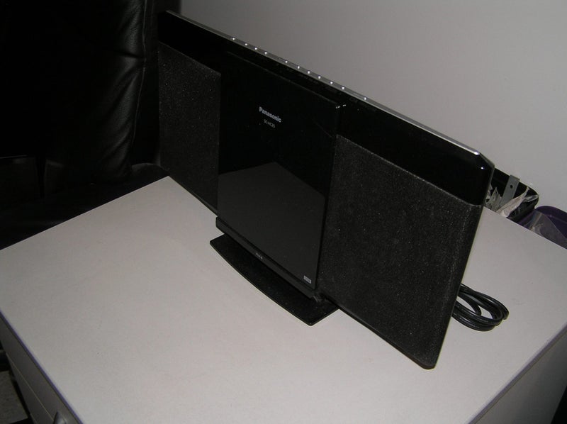 PANASONIC COMPACT BOOKSHELF STEREO Carousel 3