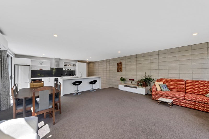 Sleek, Stylish, Rare Gem - 2015 Build64439952495107114