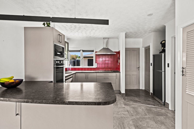 Stylish, Spacious and Packed with Extras64439952579586113