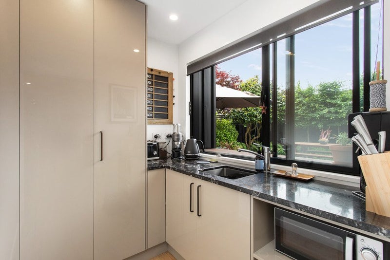 Sun, space & immaculate64440048626690114