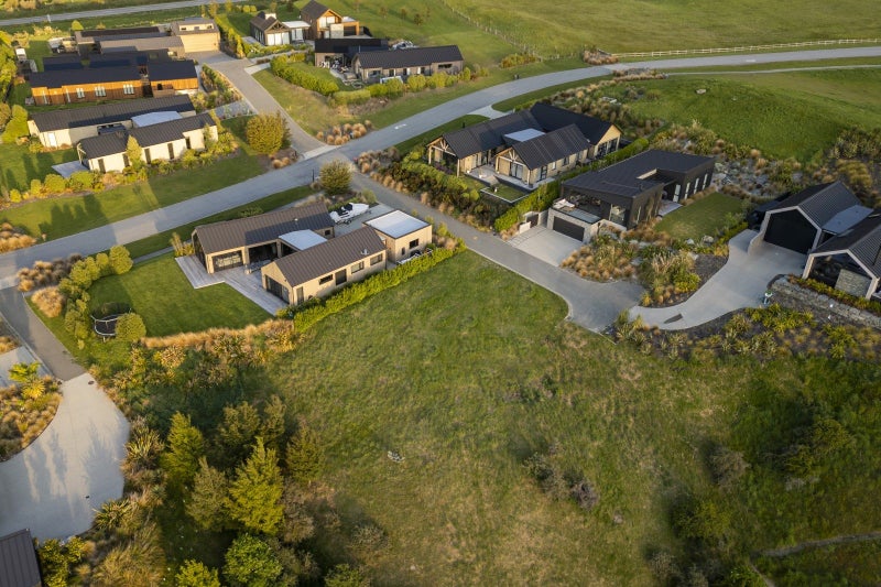 Expansive Ridgetop Section on Rockburn64440048642049111