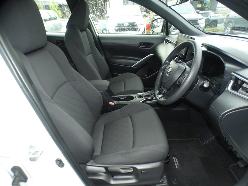 2024 Toyota Corolla Cross GX HYBRID64595494024449111