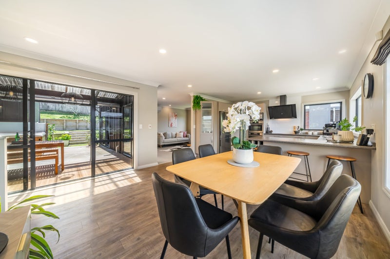 Vendors are moving South!64517626125826113