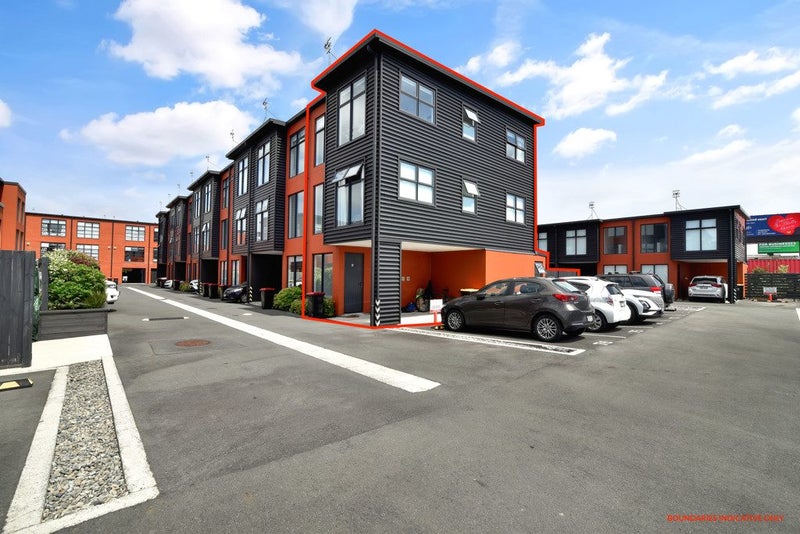 Unlock Easy Living in Mount Maunganui!64440348728322111