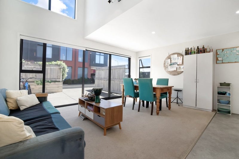 Unlock Easy Living in Mount Maunganui!64440348728322112