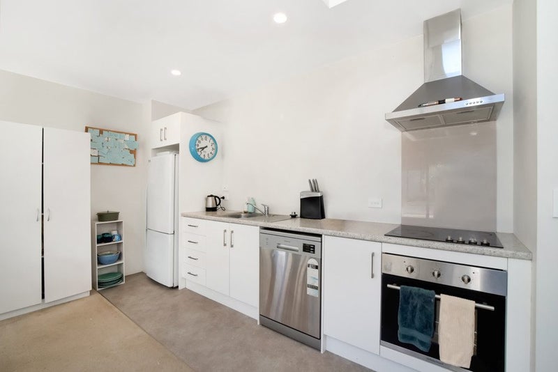 Unlock Easy Living in Mount Maunganui!64440348728322113