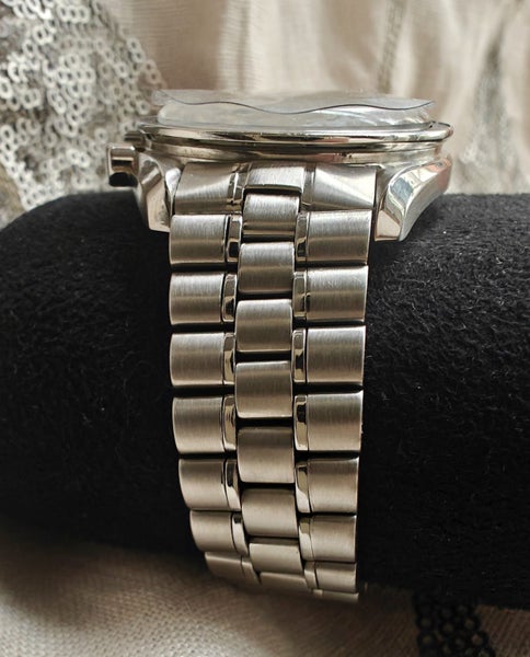 Omega Speed Master Moonwatch Vintage Carousel 8