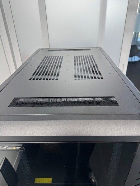 Server Cabinet64440470949763111