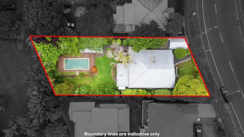 Cherished by the same family for around 100 years64440552396161111