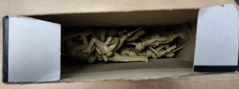 AIRFIX 51455-4 JAPANESE INFANTRY - 1/32 - DAMAGED BOXED Carousel 2