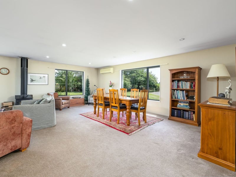 Style, space, views and more!64440757986947112