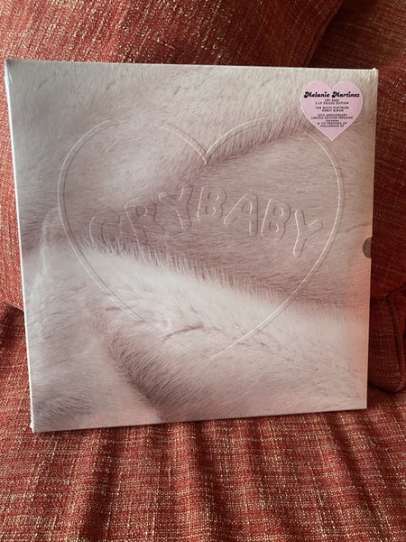 Melanie Martinez Carousel 1