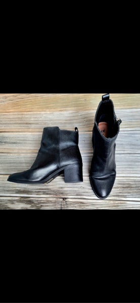 H&M Stylish Comfortable (new fashion)Wide Heel 9.5 (41)64441068644097112