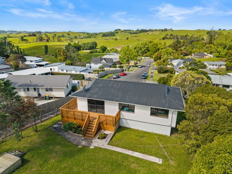 Newly Renovated & Move-in Ready64441450742913110