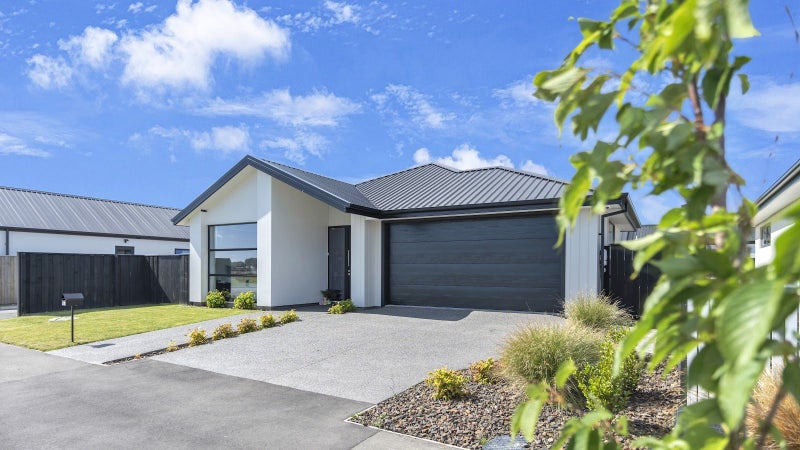 WOW — What a Find in Ever-Popular Halswell!64441450770050111