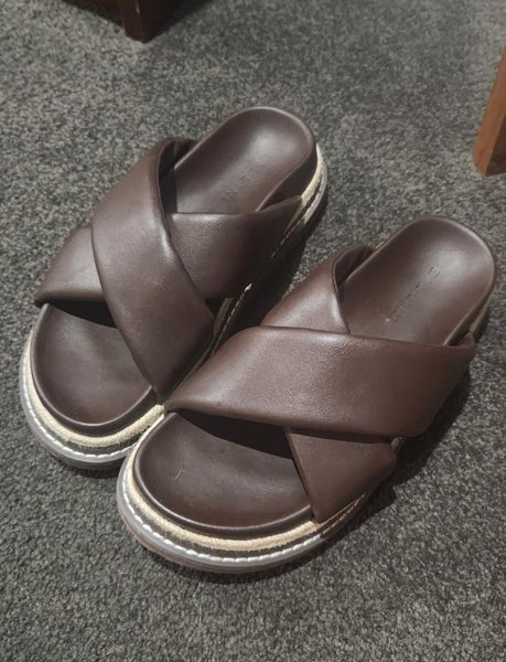 Chocolate "Billini" slides!!! Sz 864441765513091111