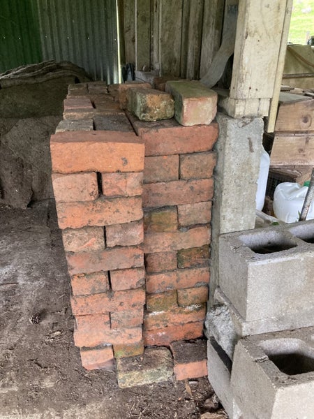 Bricks64442109828865110