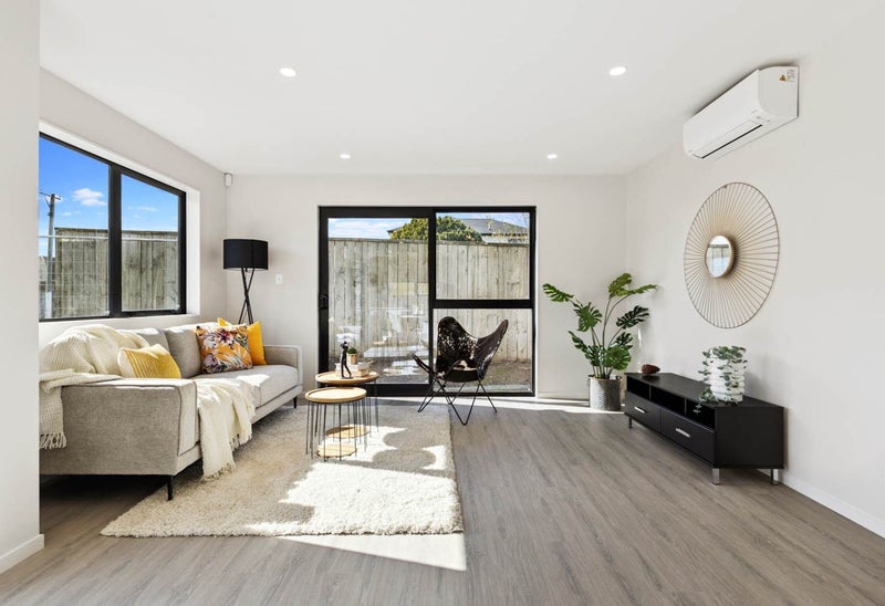 Manurewa, 3 bedrooms64658799829635111