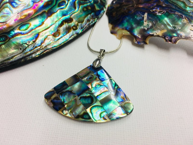 Paua Shell Pendant Carousel 2