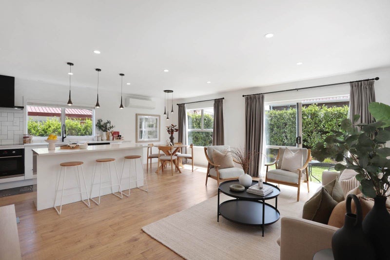 High-Spec Renovation, Private, Sun-drenched Gem64444545387139114