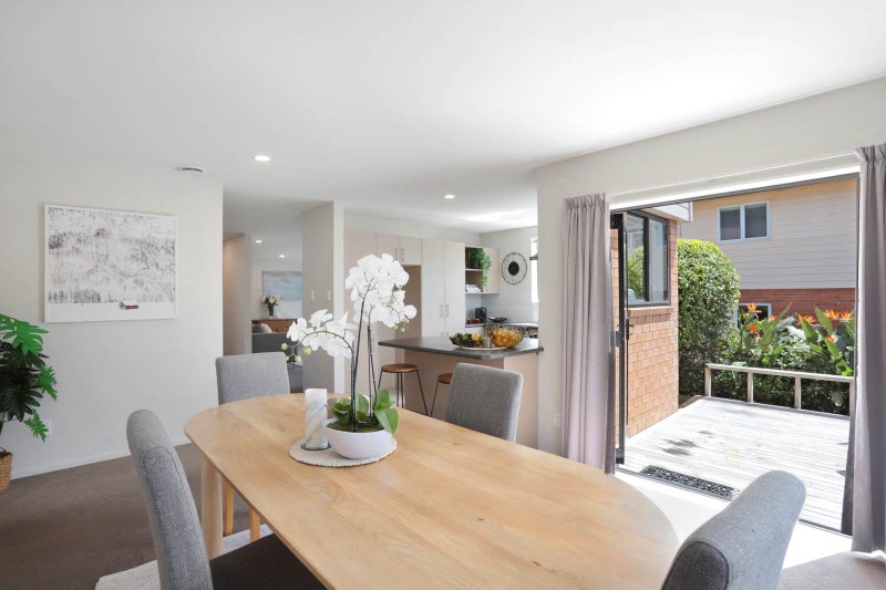 Simply Charming64444545524354112