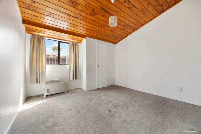 Location & Convenience — Move in Before Christmas!64444545558914112