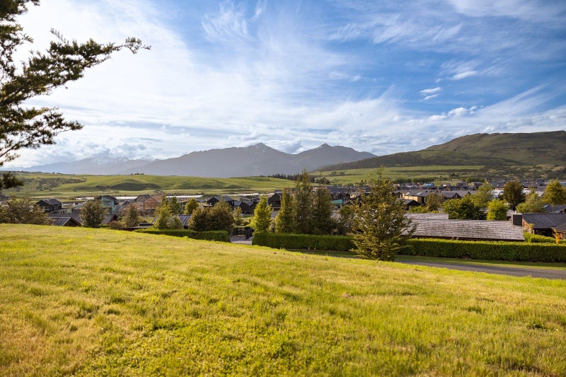 Unit-Capable Opportunity with Architectural Plans64446861918595111