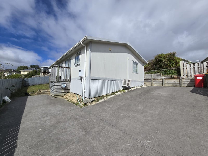 Cannons Creek, 3 bedrooms64447671345025110