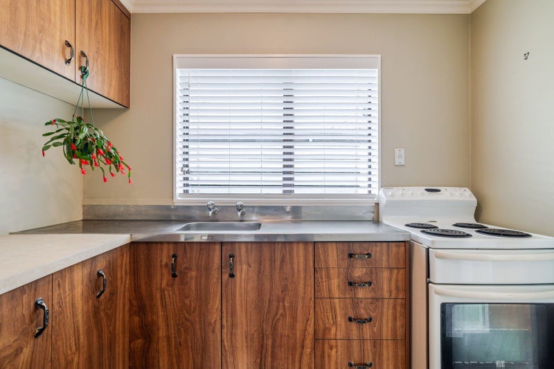 THE CITY'S CALLING YOU!64447671402241114