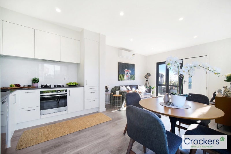 Flat Bush, 2 bedrooms64447671433731111