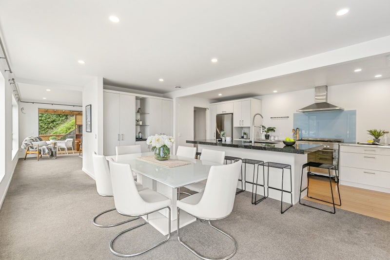 Live the Coastal Dream64447777249795113