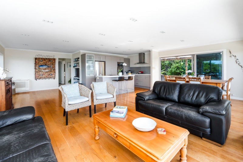 Sea, space, serenity64447777435650114