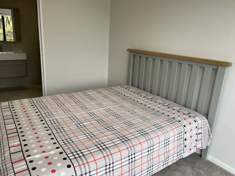 Takapuna, 4 bedrooms64447909761410112