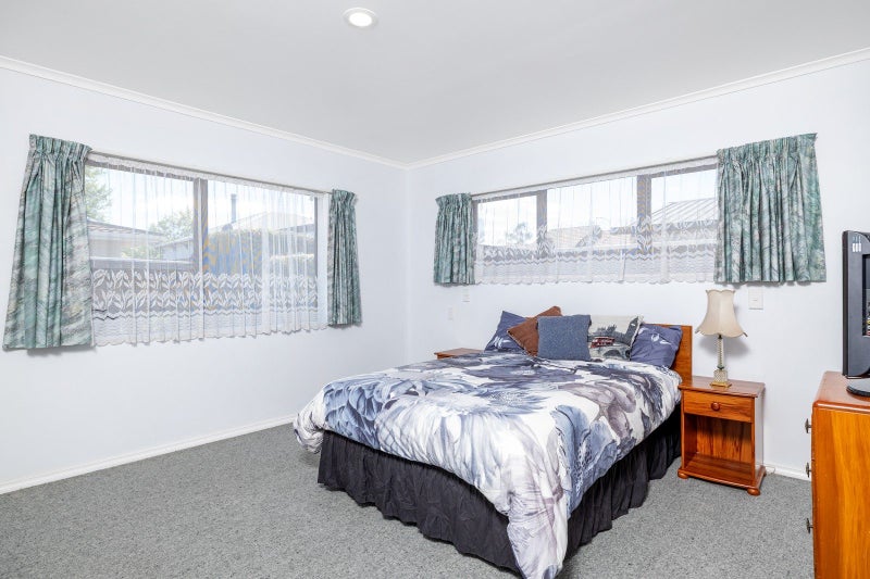 A Private Lansdowne Hideaway64447963264769114