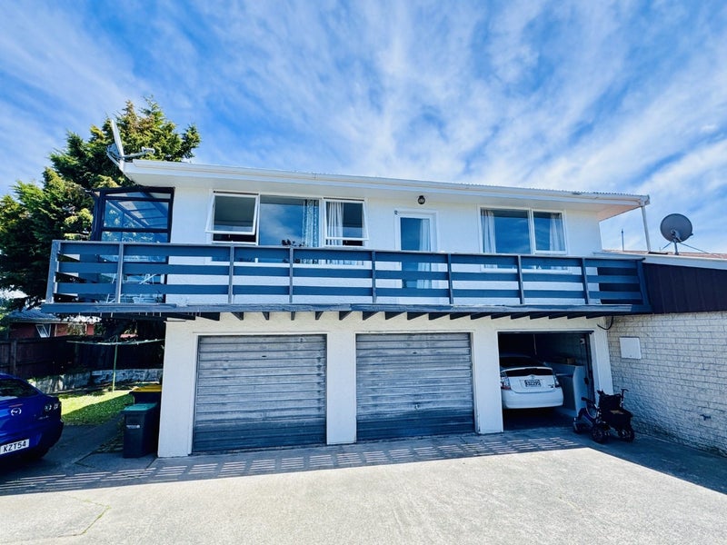 Riccarton, 3 bedrooms64447963290499110