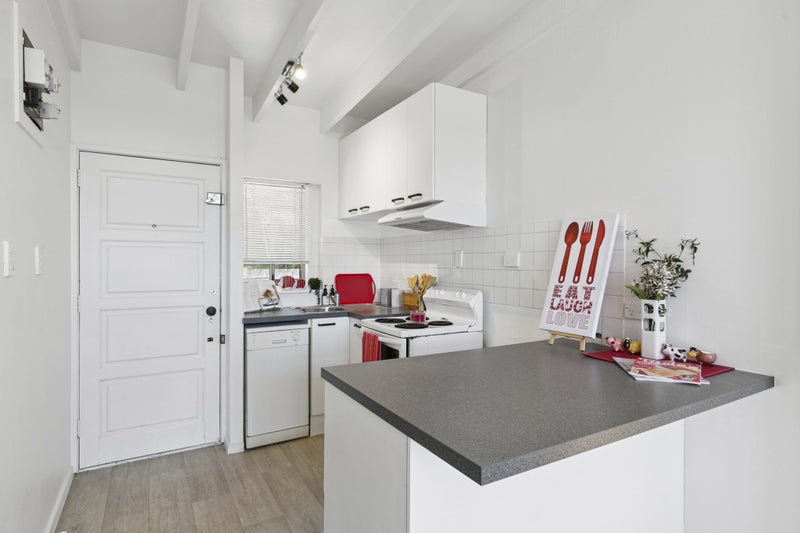 Fabulous View and NO Body Corp!64448267721985114