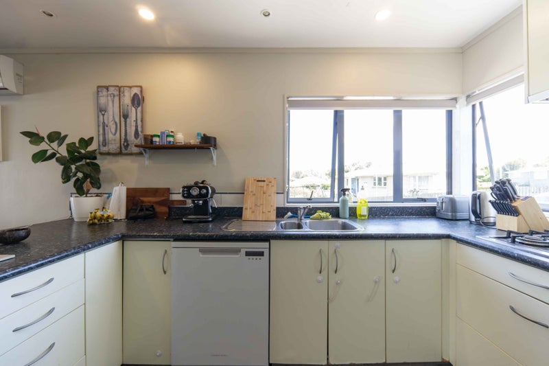 Temple View, 4 bedrooms64448360059906112