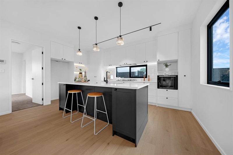 A Fresh Start in a Luxury Home Built for You64525917783554112