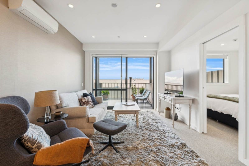 Stylish Botanica Apartment in a Prime Location64525917801345112