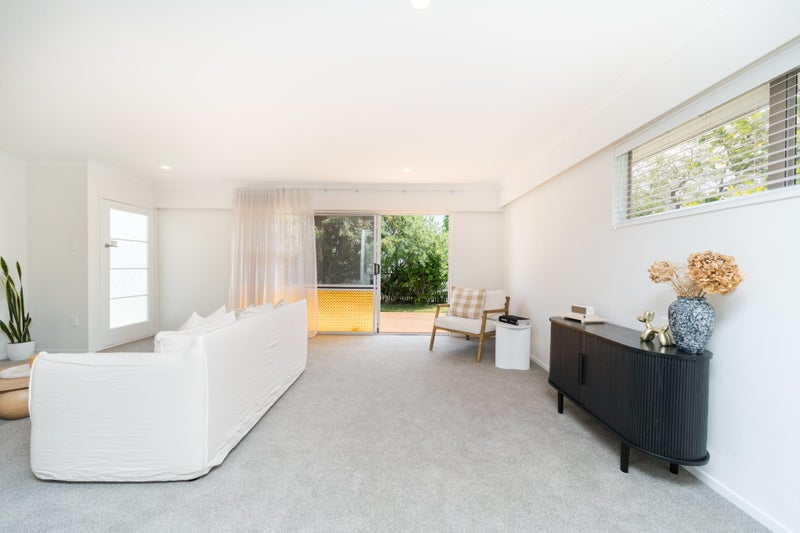 Modern, Easy & Four Bedroom64448572712322112