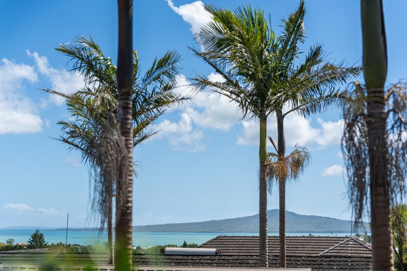 Seize this Summer steal!64448665823361113