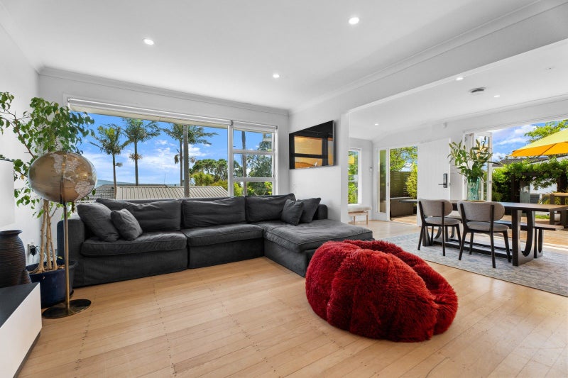 Seize this Summer steal!64448665823361114