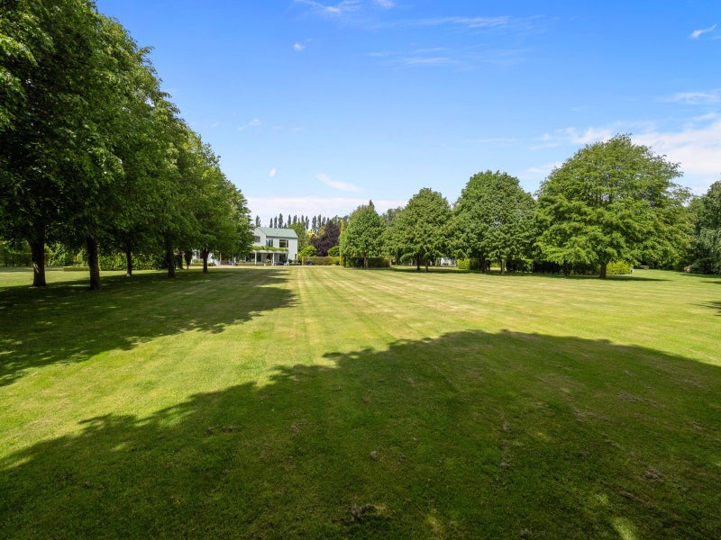 Where Architectural Excellence & Lifestyle Unite64449762448641113